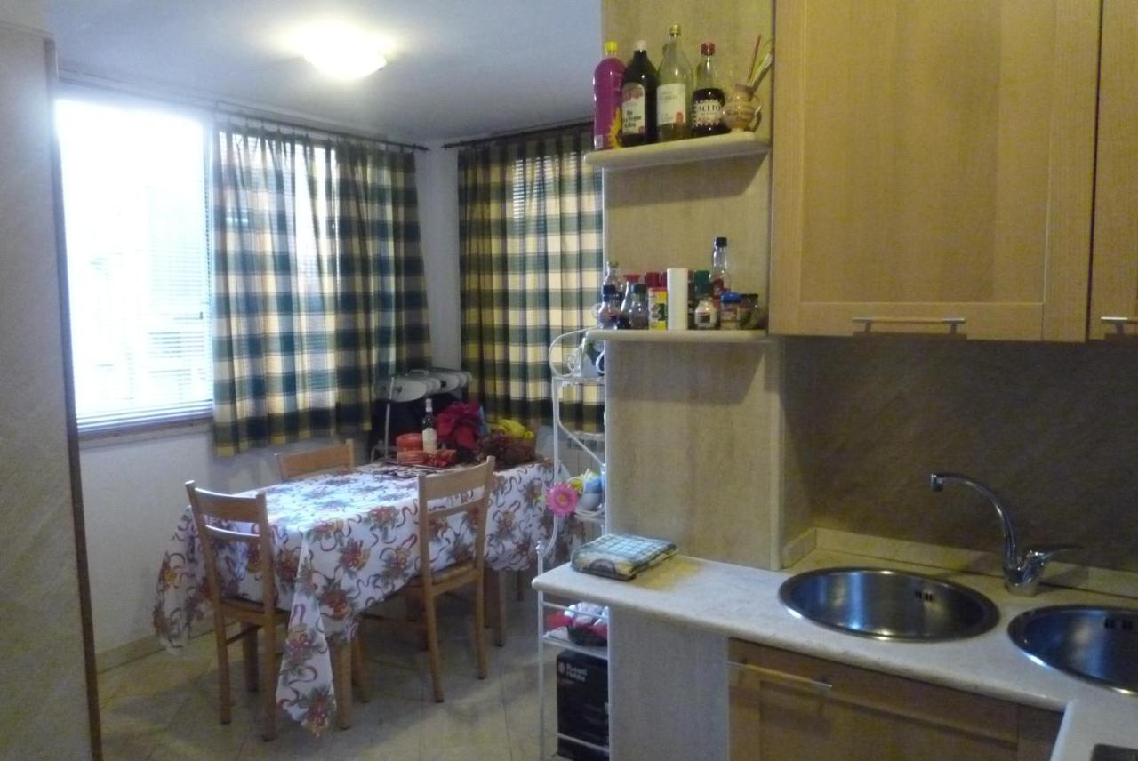 Appartement Residenza Mucha à Rome Chambre photo